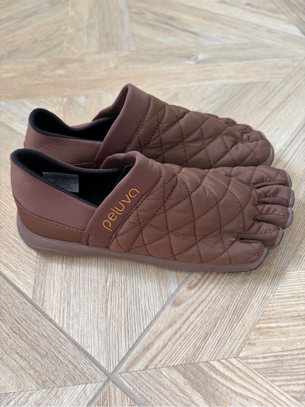 Peluva Women’s Zen Active Slip On Barefoot Shoes Size 8 Quilted Comfy Neutral